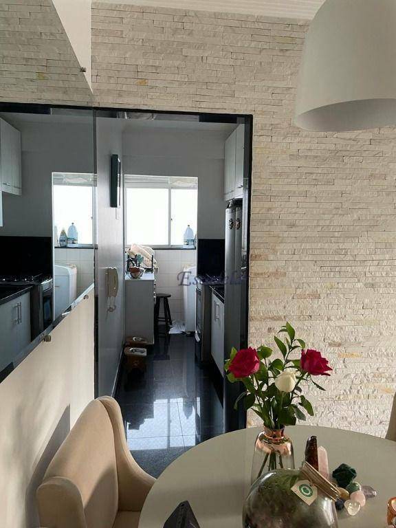 Apartamento à venda com 2 quartos, 55m² - Foto 10