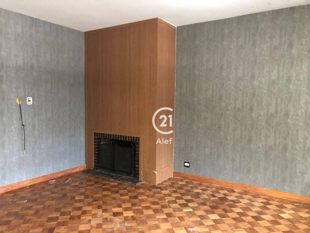 Casa para alugar com 6 quartos, 400m² - Foto 6