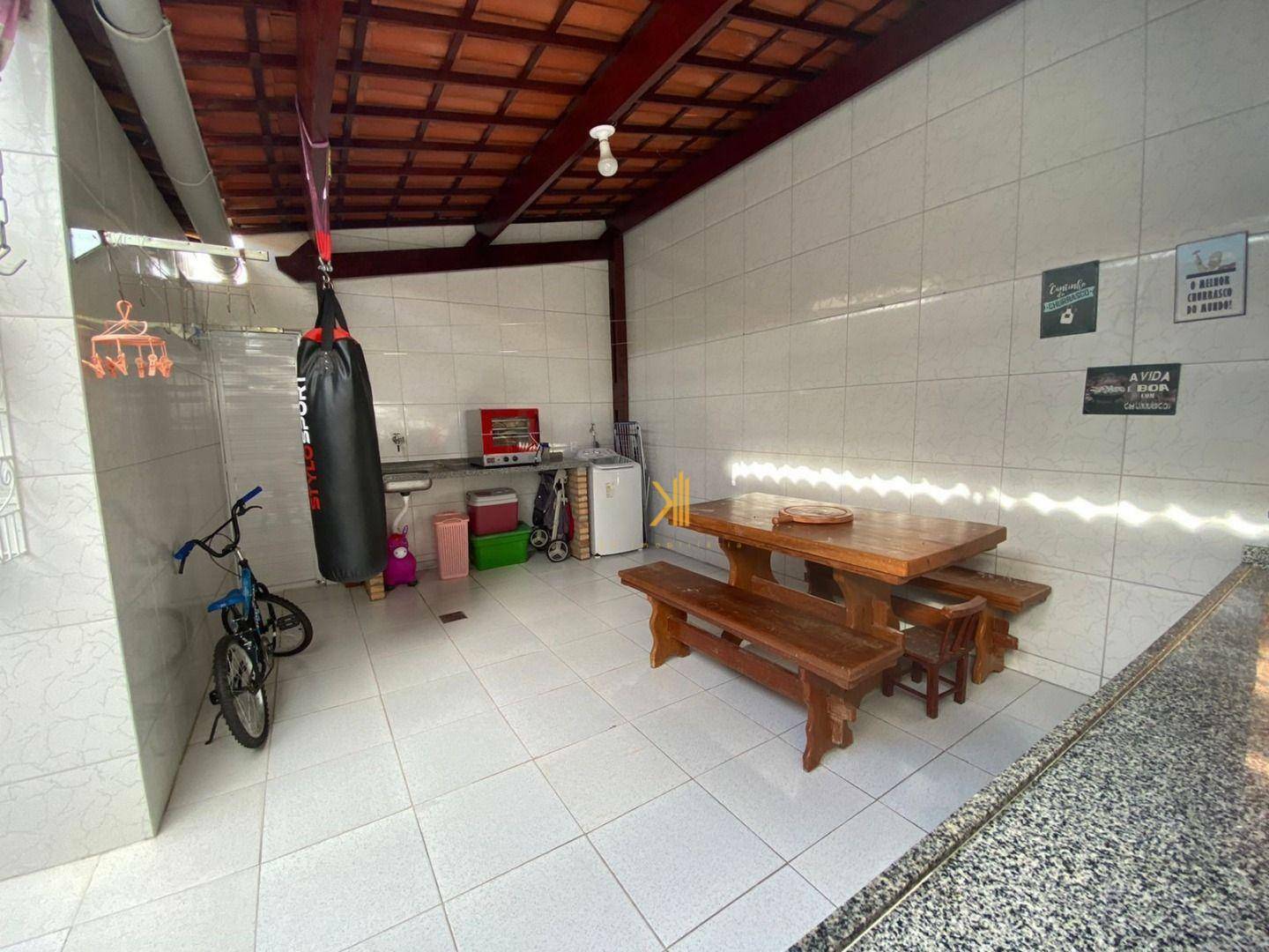 Casa à venda com 2 quartos, 49m² - Foto 11