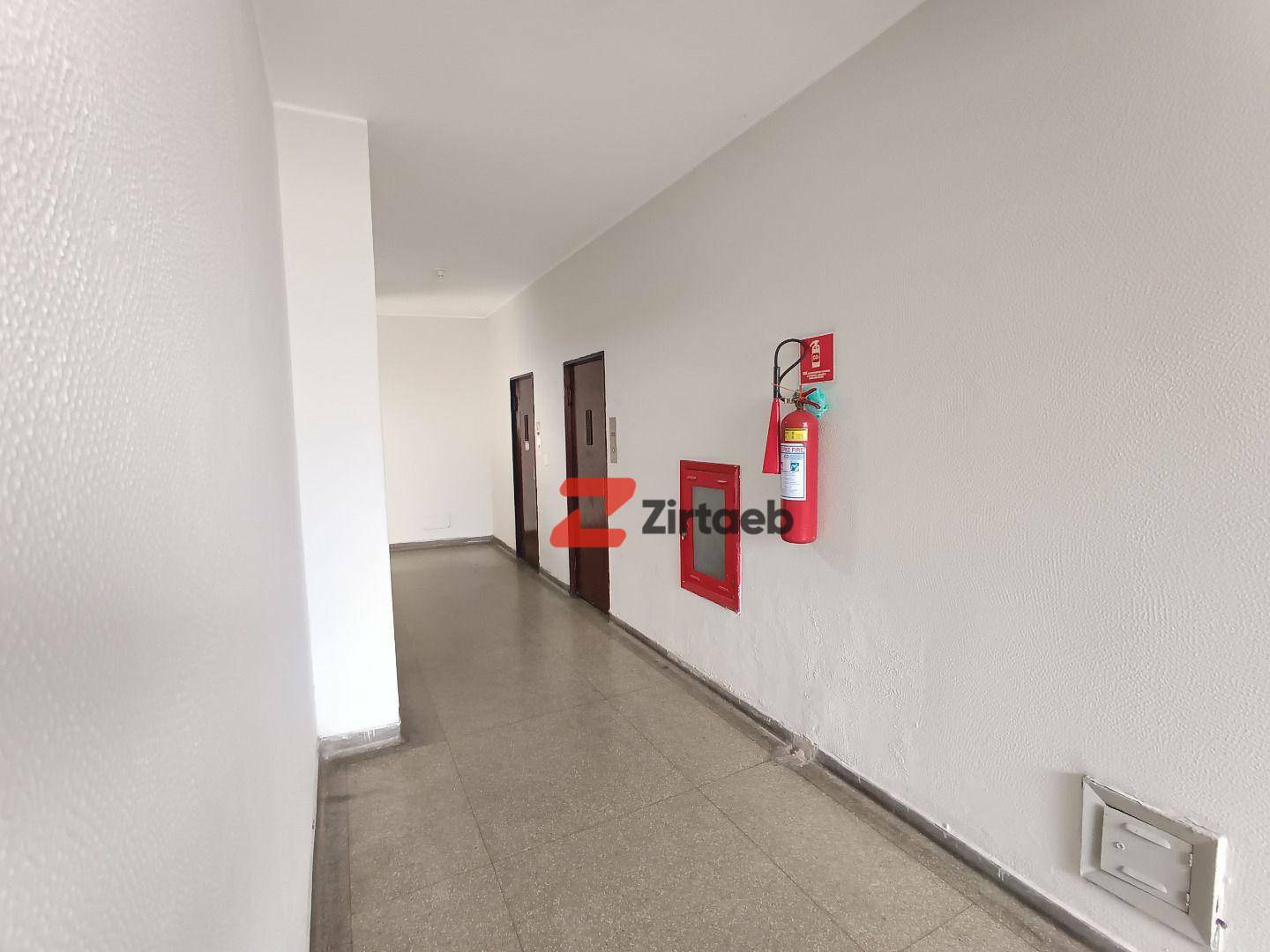 Apartamento para alugar com 2 quartos, 120m² - Foto 23