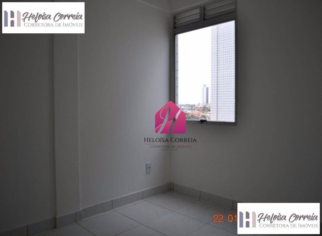 Apartamento à venda com 3 quartos, 80m² - Foto 4