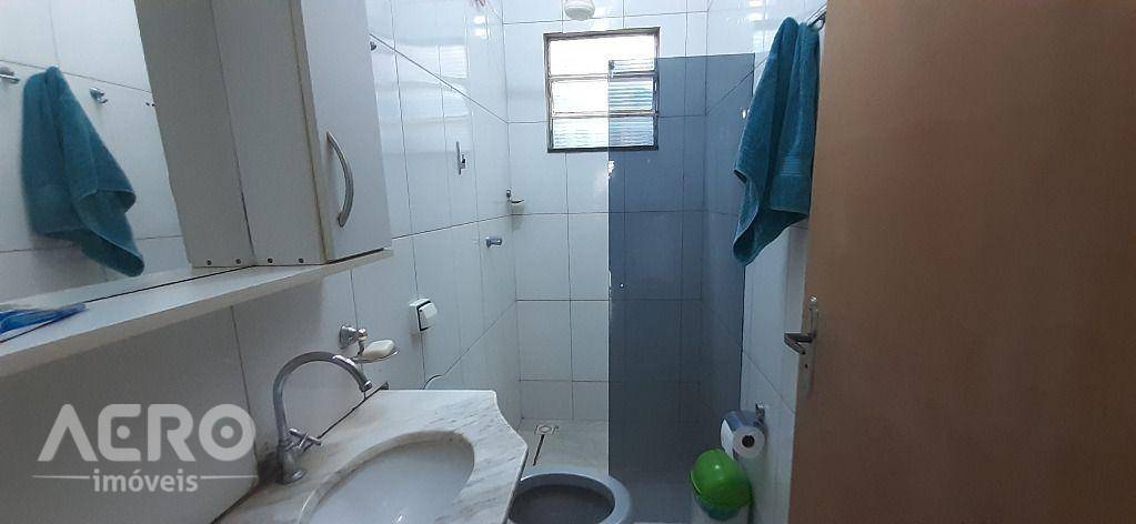 Casa à venda com 3 quartos, 169m² - Foto 46