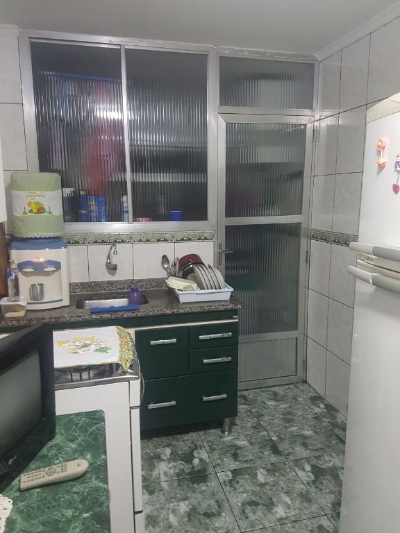 Apartamento à venda com 2 quartos, 64m² - Foto 8