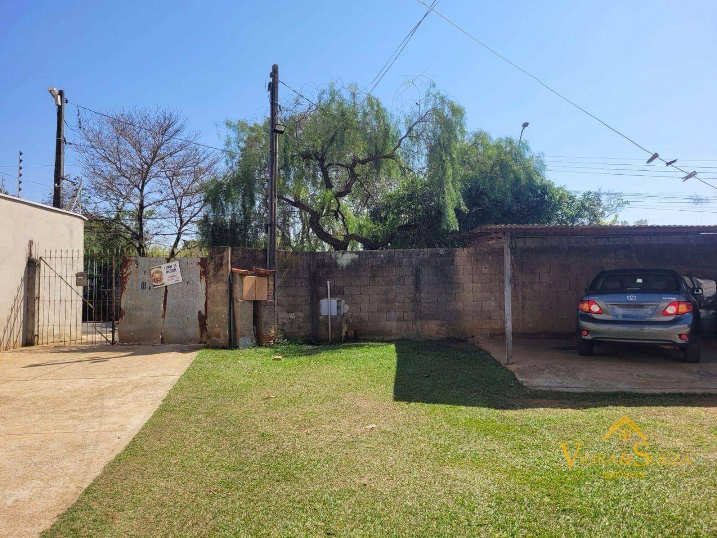 Chácara à venda com 3 quartos, 90m² - Foto 1