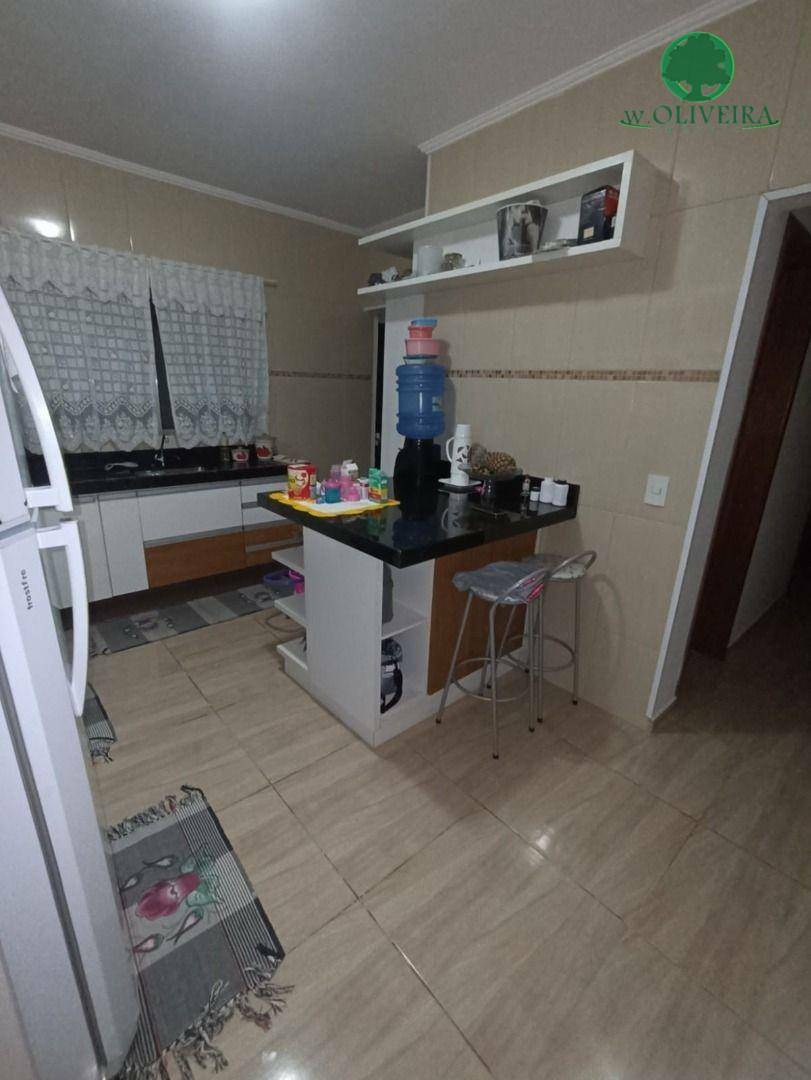 Casa à venda com 2 quartos, 80m² - Foto 6