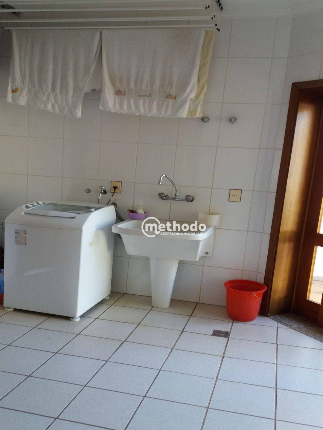 Casa de Condomínio à venda com 3 quartos, 310m² - Foto 21