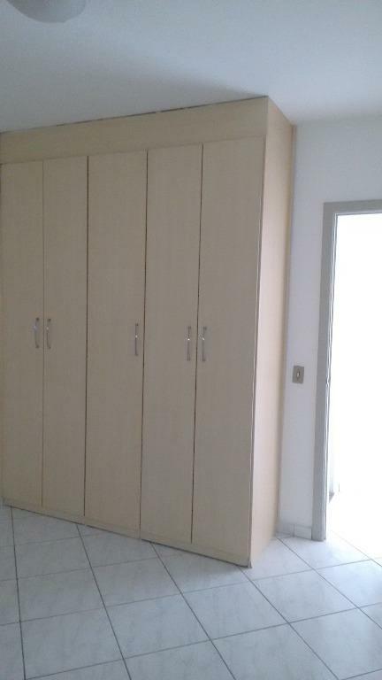 Apartamento para alugar com 1 quarto, 40m² - Foto 11