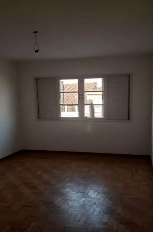 Sobrado à venda com 3 quartos, 200m² - Foto 11