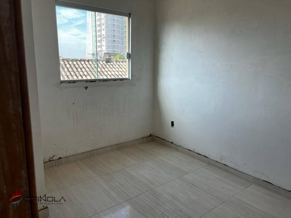 Casa à venda com 2 quartos, 52m² - Foto 9