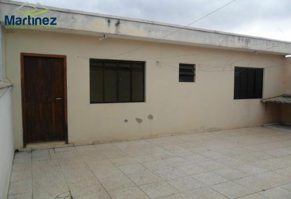 Casa à venda e aluguel com 3 quartos, 243m² - Foto 21