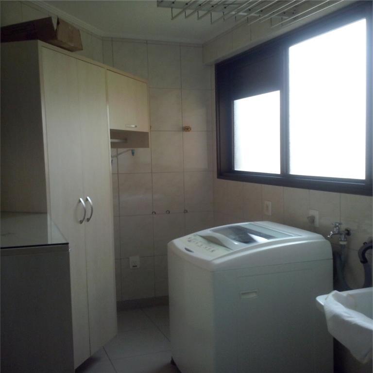 Apartamento para alugar com 3 quartos, 100m² - Foto 19