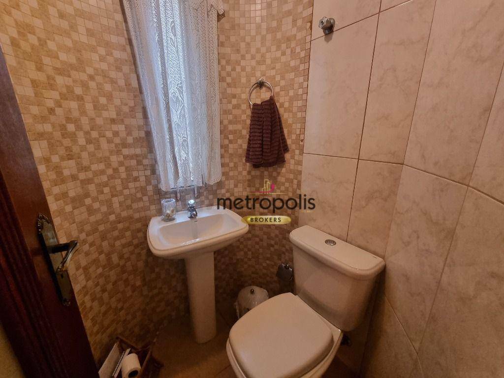 Sobrado à venda com 3 quartos, 250m² - Foto 12