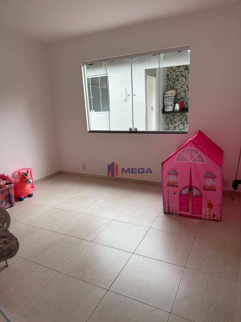 Casa à venda e aluguel com 3 quartos, 150m² - Foto 9