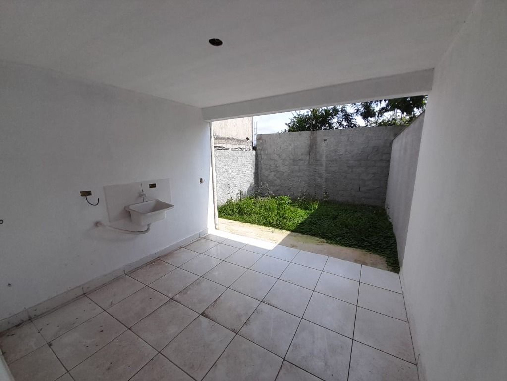 Casa de Condomínio à venda com 2 quartos, 69m² - Foto 25