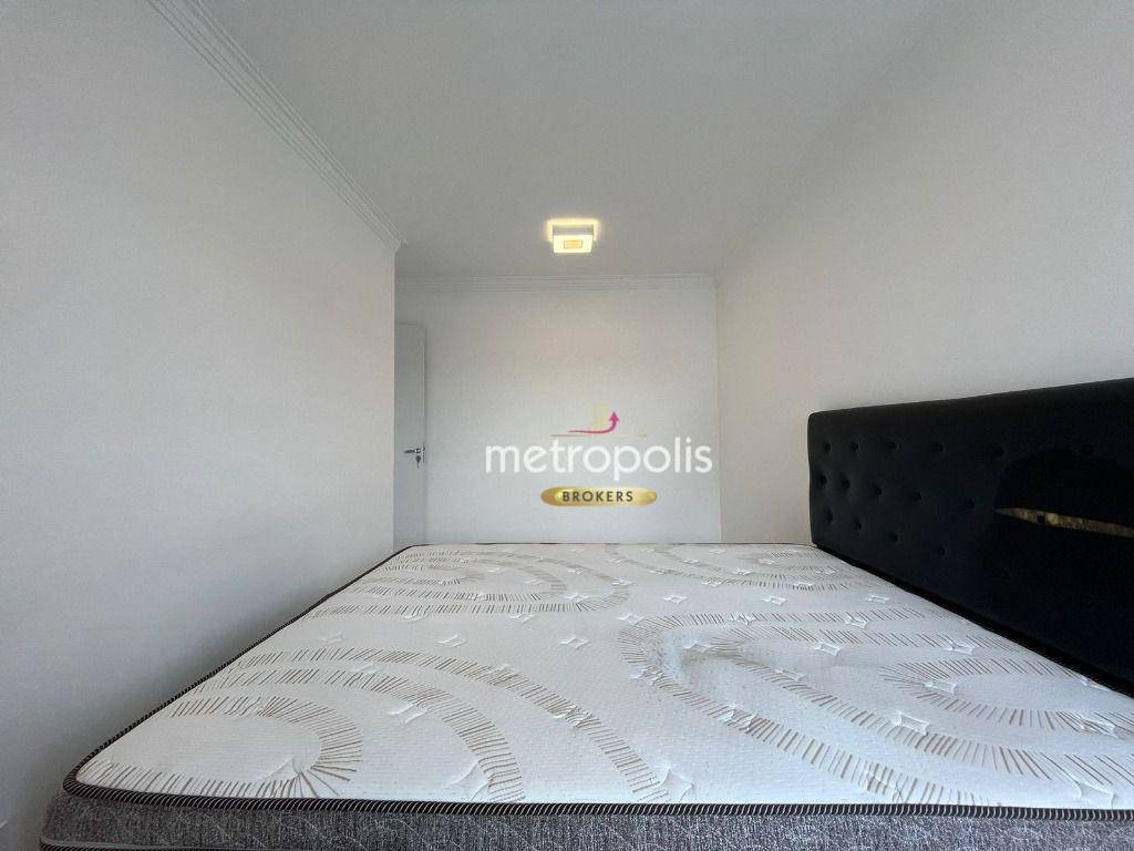 Apartamento para alugar com 2 quartos, 64m² - Foto 13