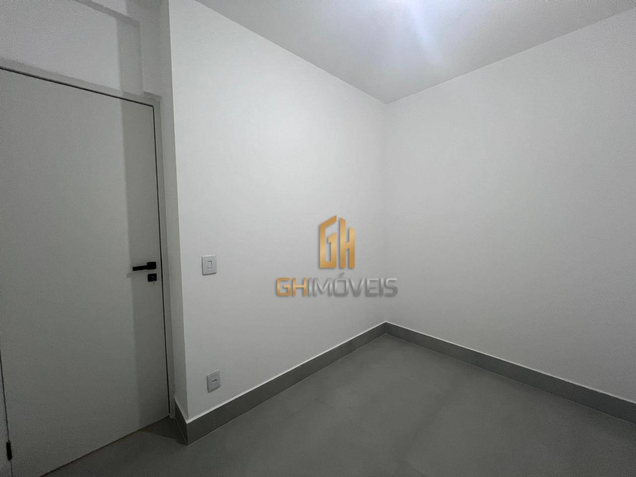 Apartamento à venda com 3 quartos, 77m² - Foto 11