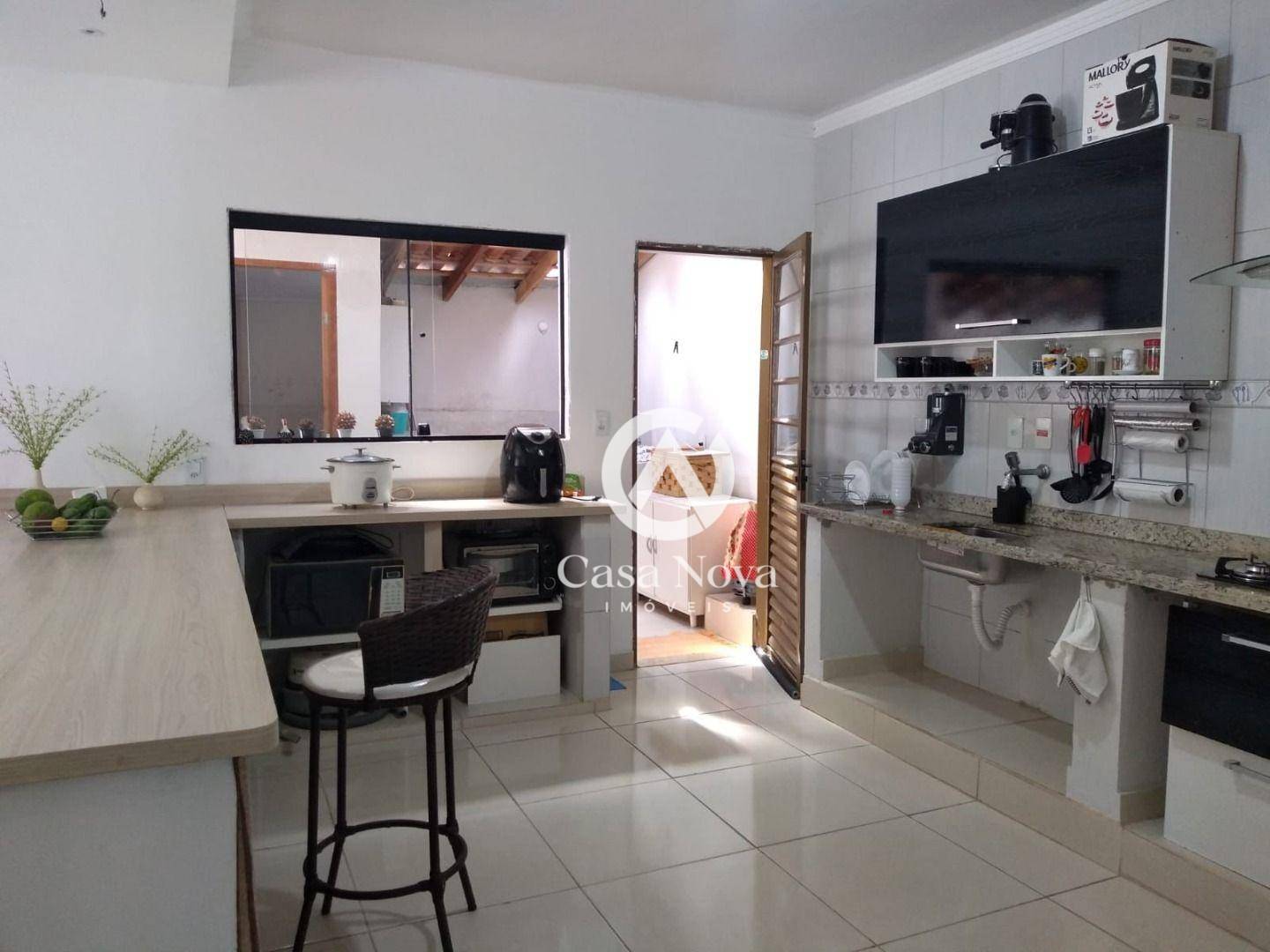 Casa à venda com 2 quartos, 100m² - Foto 10