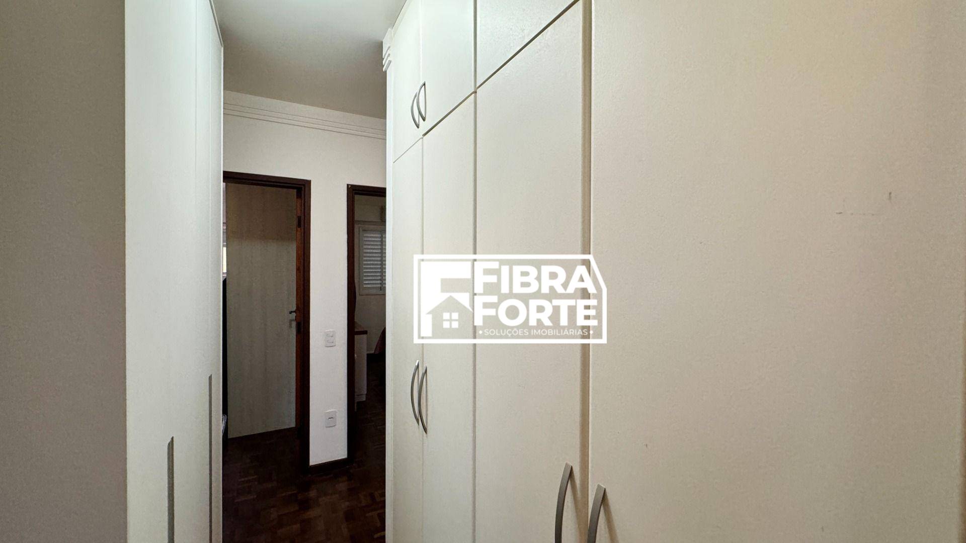 Casa de Condomínio para alugar com 3 quartos, 200m² - Foto 43