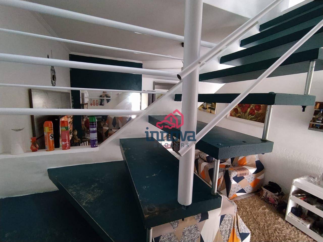 Sobrado à venda com 2 quartos, 80M2 - Foto 4