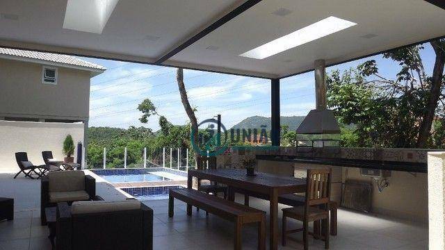 Casa de Condomínio à venda com 4 quartos, 400m² - Foto 2