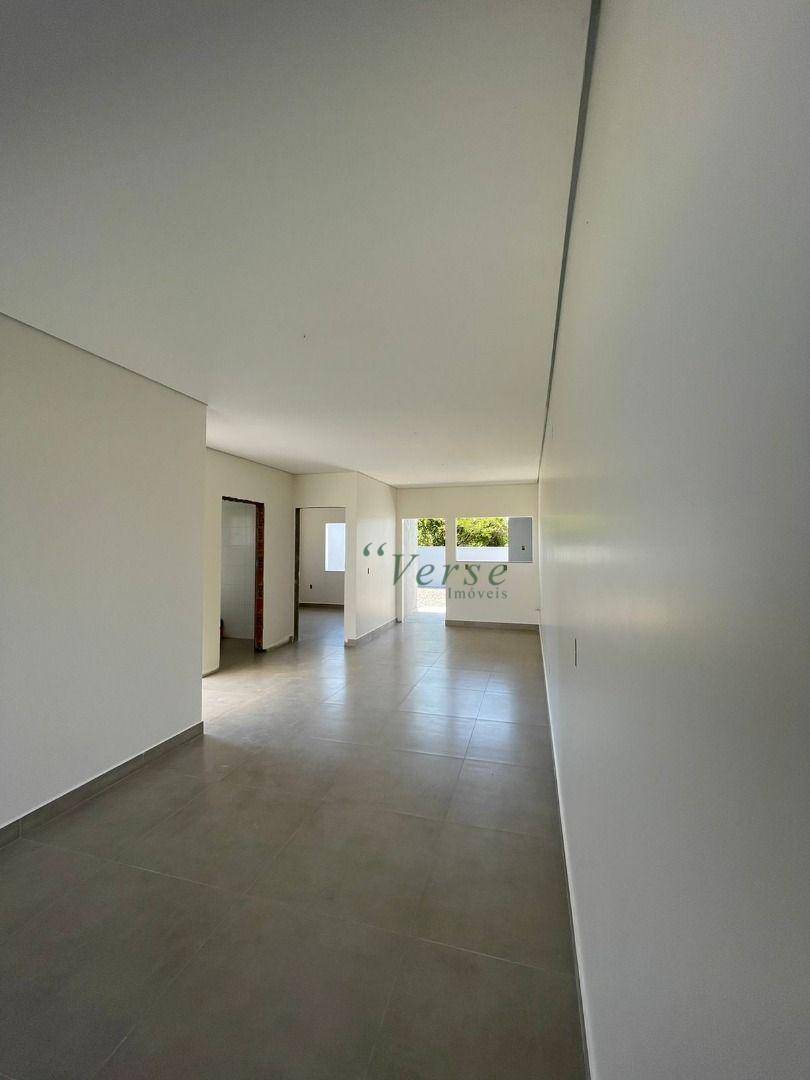 Casa à venda com 2 quartos, 72m² - Foto 6