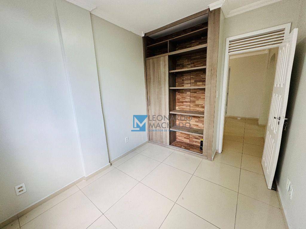 Apartamento à venda com 4 quartos, 140m² - Foto 6