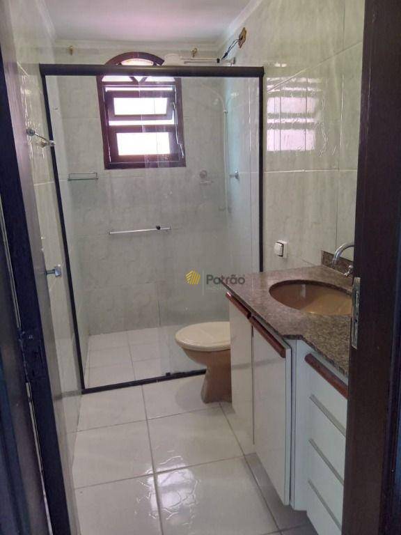 Apartamento à venda com 3 quartos, 97m² - Foto 11