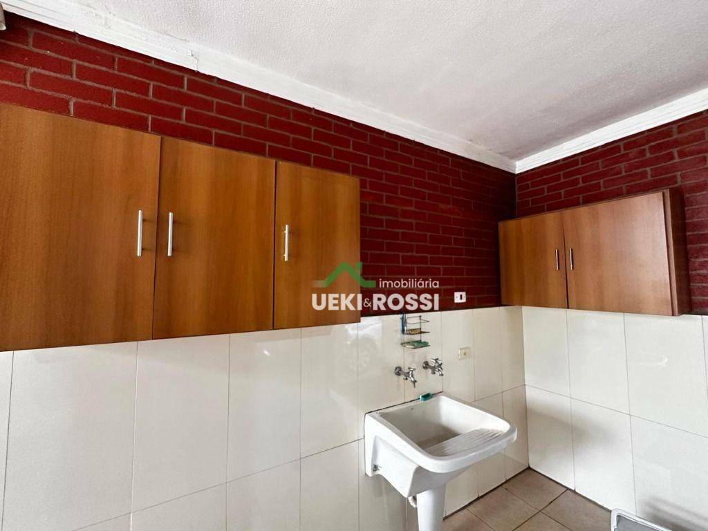 Casa à venda com 4 quartos, 241m² - Foto 25