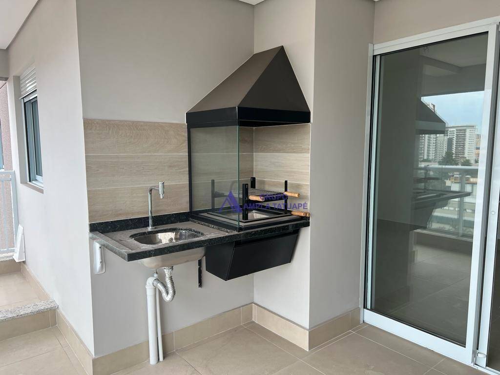 Apartamento à venda com 2 quartos, 66m² - Foto 2