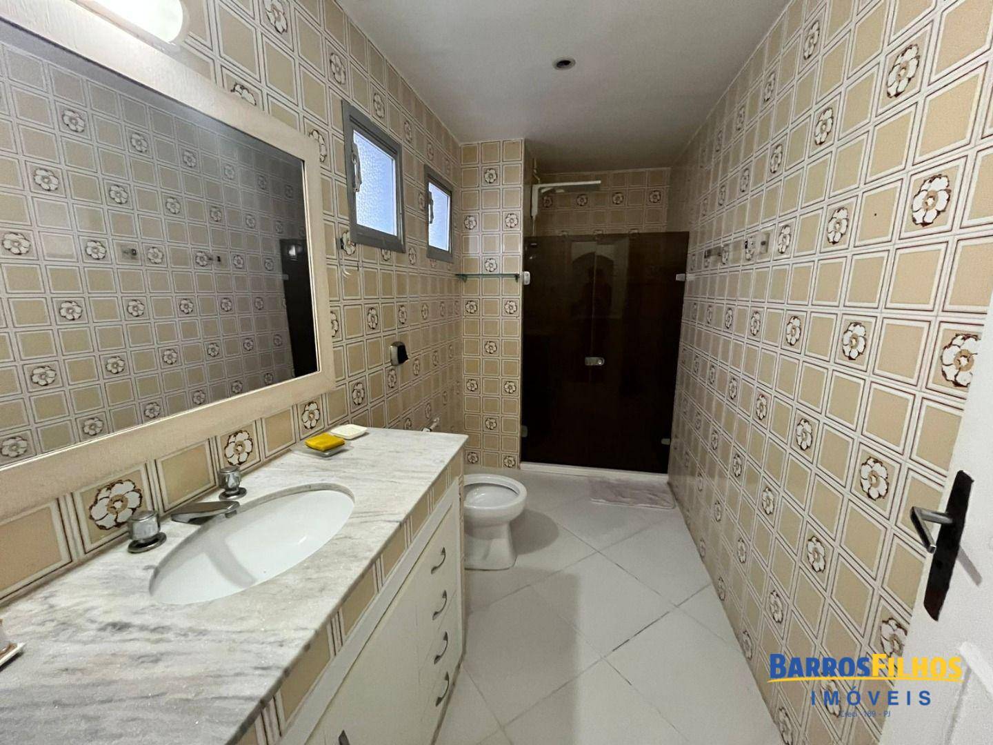 Apartamento para alugar com 4 quartos, 150m² - Foto 10