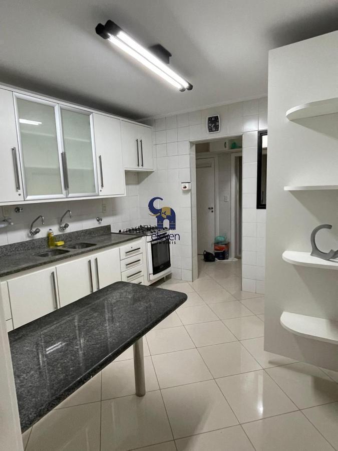 Apartamento para alugar com 4 quartos, 145m² - Foto 21