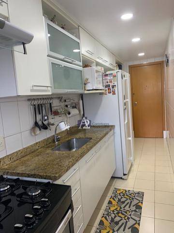 Apartamento à venda com 3 quartos, 91m² - Foto 14