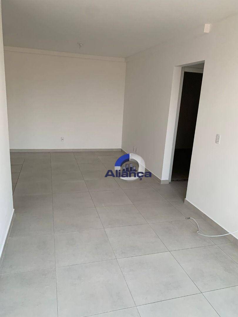 Apartamento para alugar com 2 quartos, 50m² - Foto 18