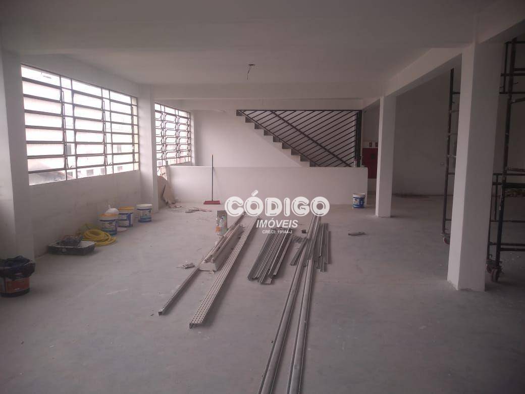 Depósito-Galpão-Armazém para alugar, 1600m² - Foto 9