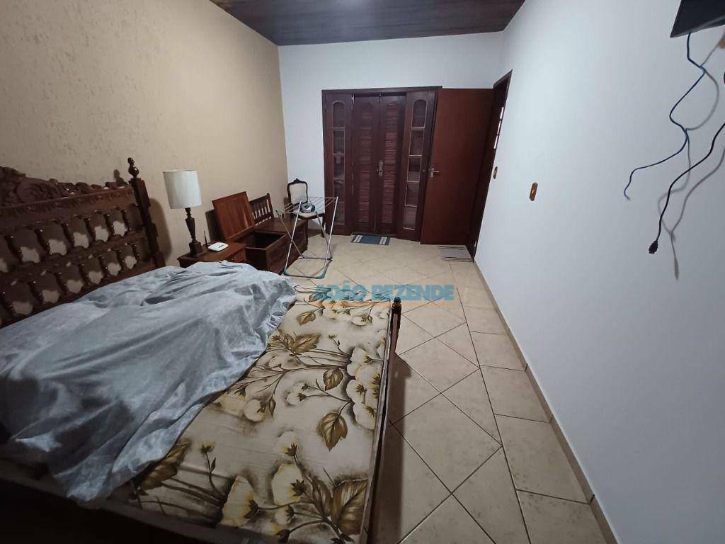 Casa à venda com 5 quartos, 460m² - Foto 26