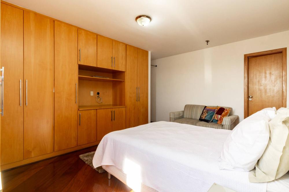 Apartamento à venda com 3 quartos, 199m² - Foto 37