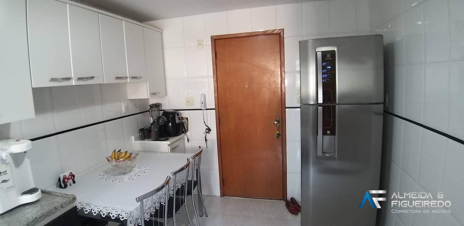 Apartamento à venda com 3 quartos, 120m² - Foto 7