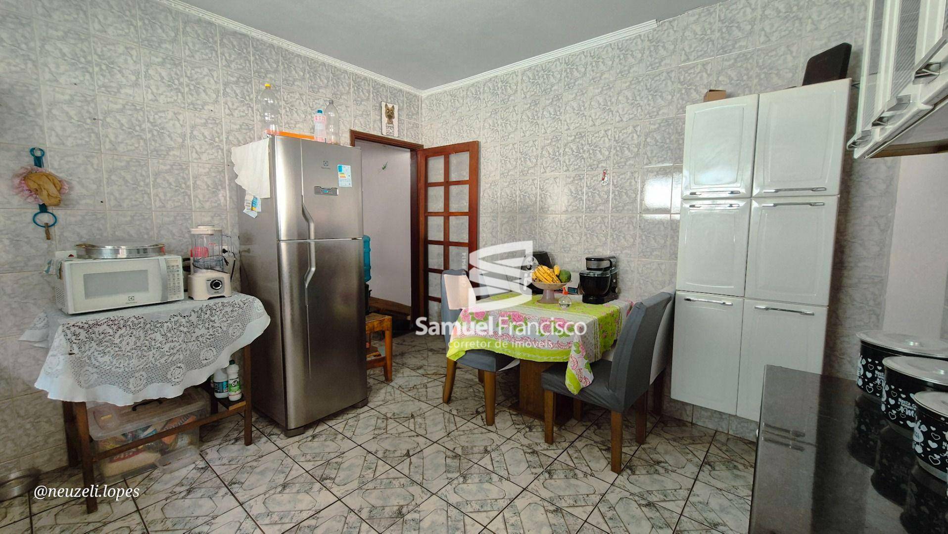 Casa à venda com 3 quartos, 166m² - Foto 3