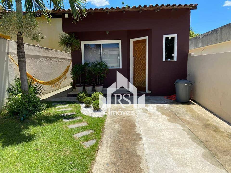 Casa à venda com 2 quartos, 60m² - Foto 1