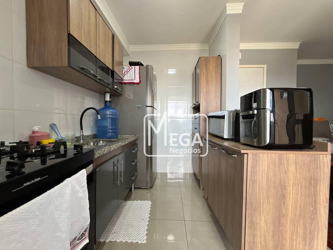 Apartamento à venda com 3 quartos, 60m² - Foto 7