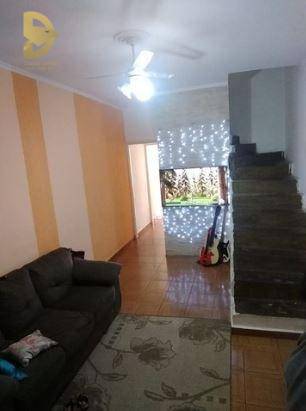 Casa à venda com 3 quartos, 169m² - Foto 4