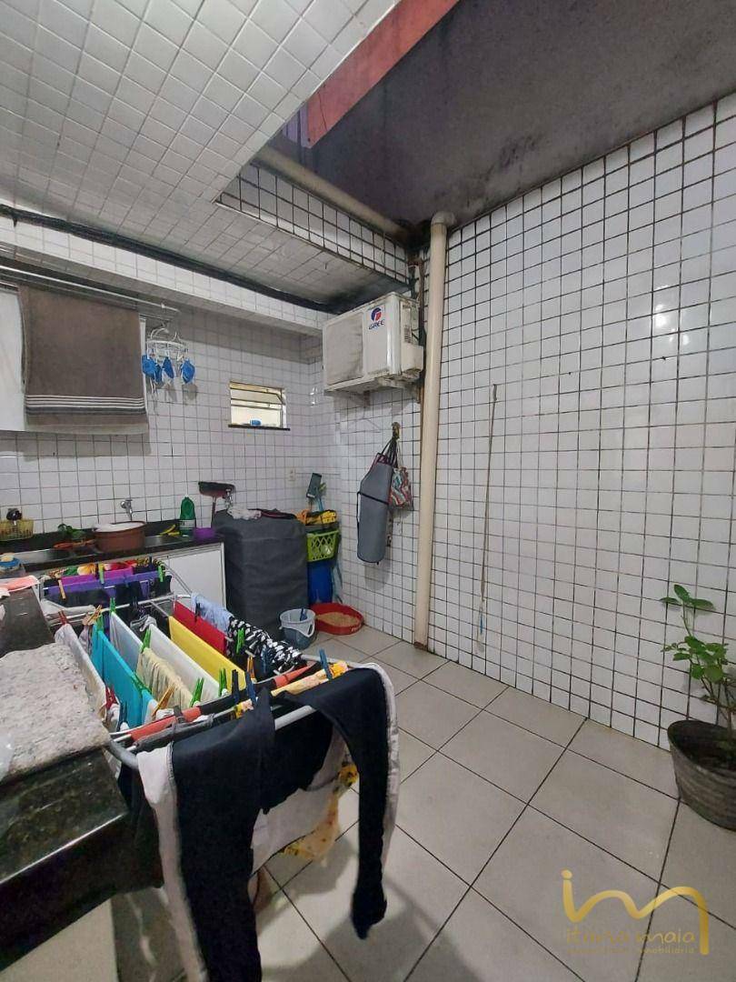 Casa à venda com 2 quartos, 90m² - Foto 12