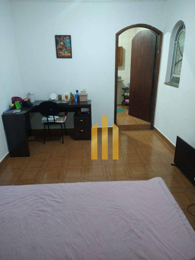 Casa à venda com 3 quartos, 170m² - Foto 2