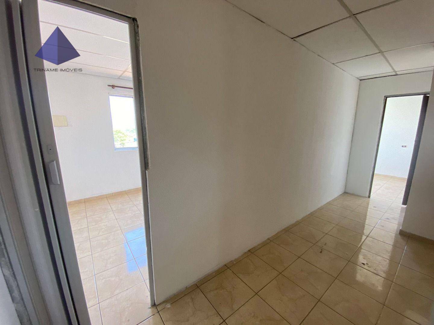 Casa para alugar com 2 quartos, 70m² - Foto 4