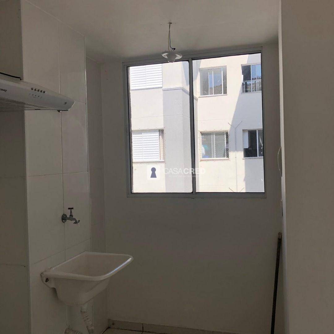 Apartamento para alugar com 2 quartos, 52m² - Foto 2