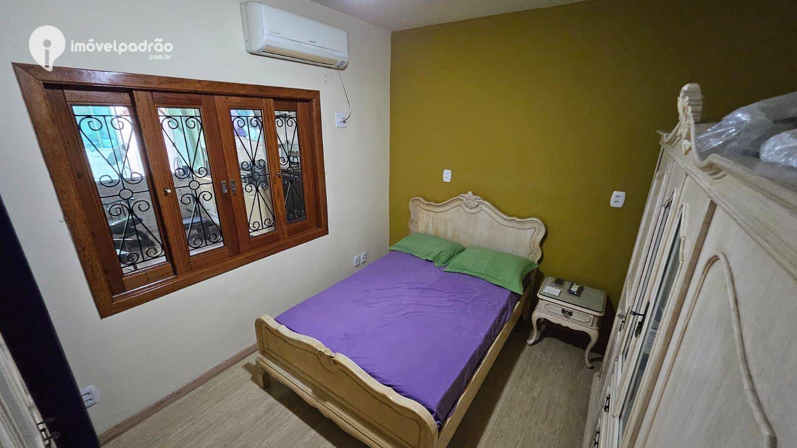 Casa à venda com 6 quartos, 400m² - Foto 44