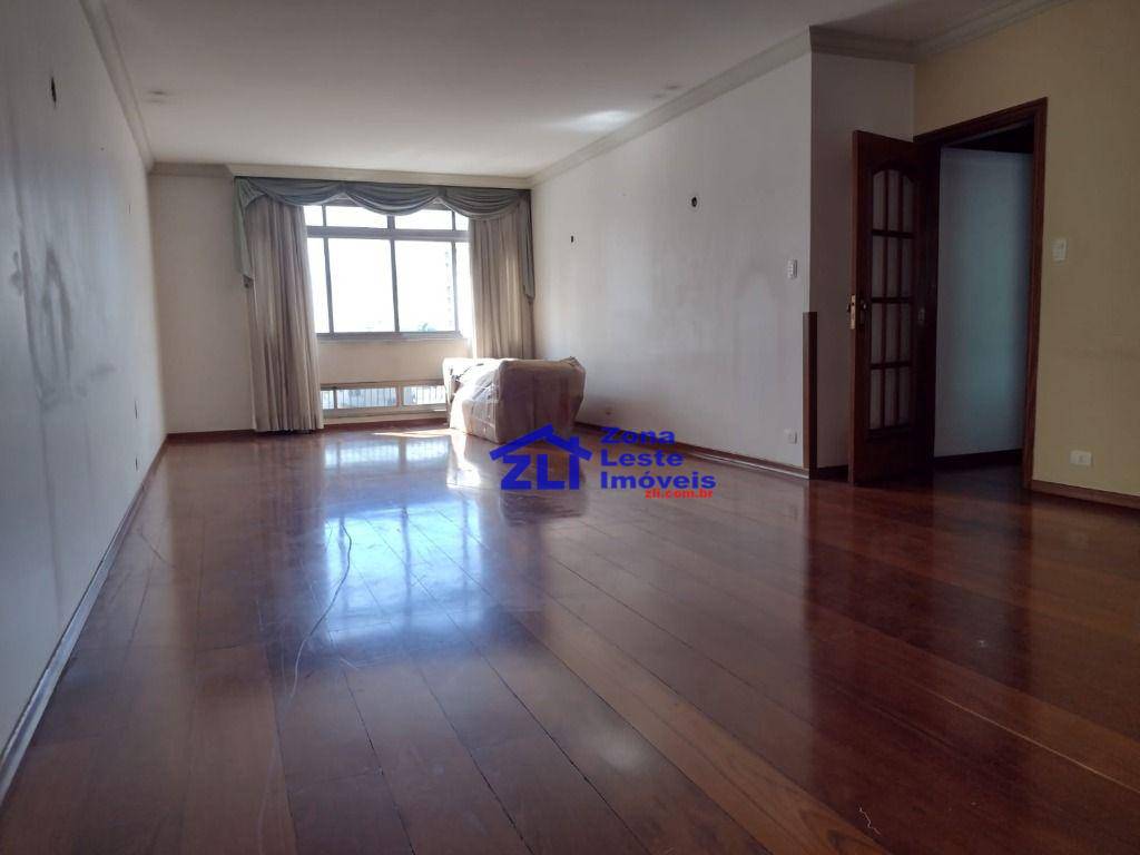 Apartamento à venda com 3 quartos, 157m² - Foto 22