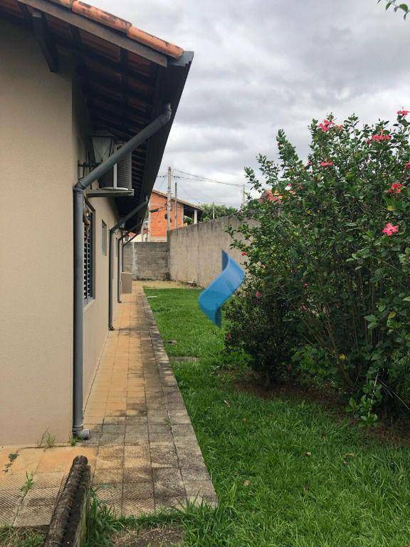 Casa à venda com 3 quartos, 225m² - Foto 25