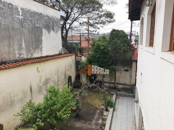 Sobrado à venda com 4 quartos, 375m² - Foto 29