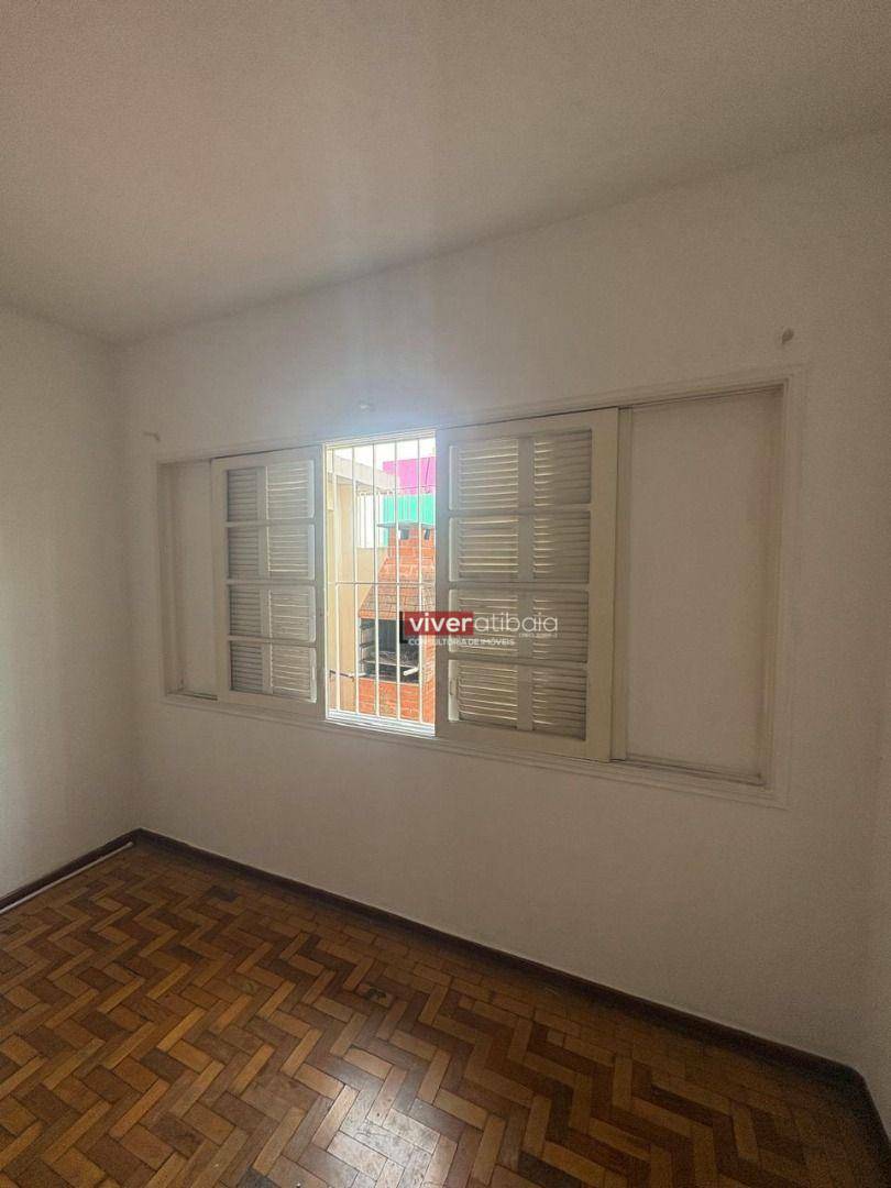 Casa para alugar com 4 quartos, 180m² - Foto 8